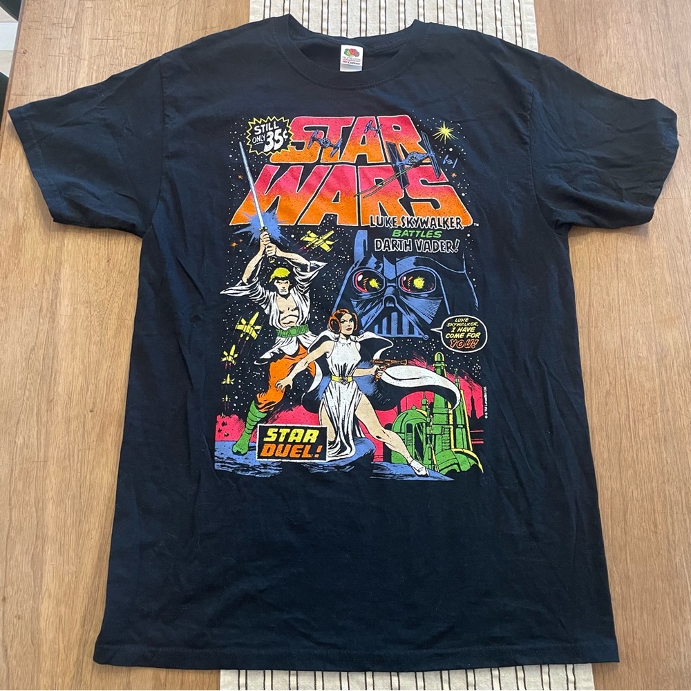 Star Wars Luke Skywalker battles Darth Vader medium men’s tshirt